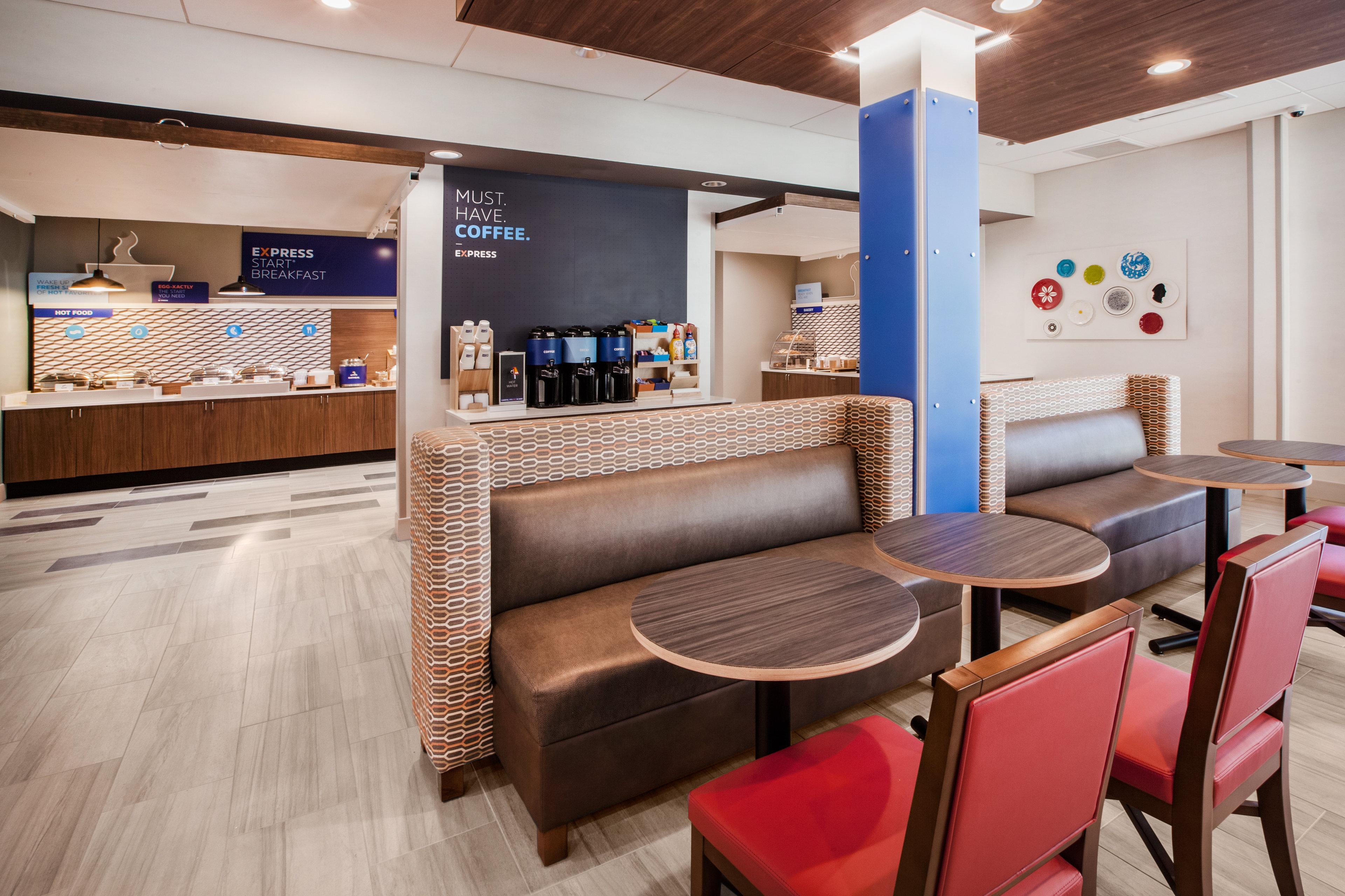 Holiday Inn Express & Suites Brunswick-Harpers Ferry Area By Ihg Exterior foto