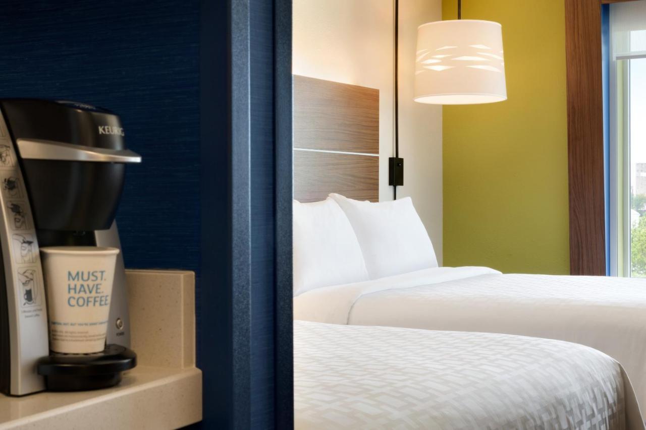 Holiday Inn Express & Suites Brunswick-Harpers Ferry Area By Ihg Exterior foto