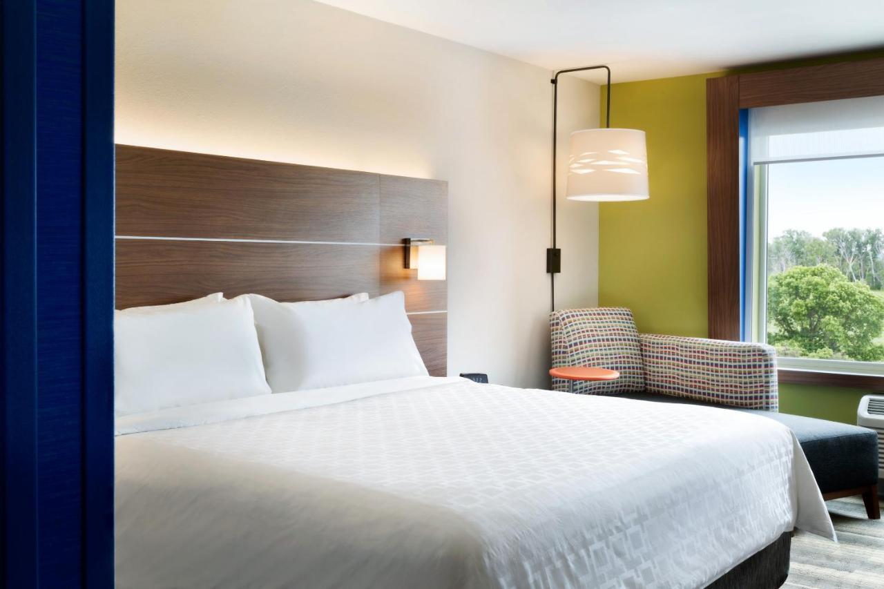 Holiday Inn Express & Suites Brunswick-Harpers Ferry Area By Ihg Exterior foto